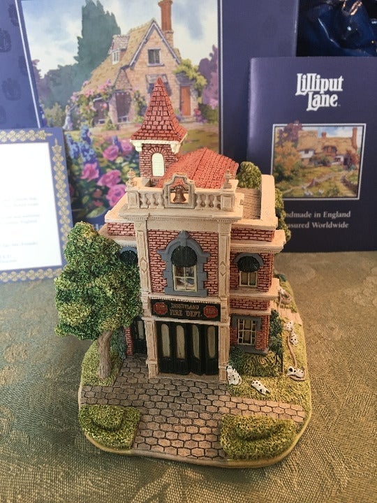 美品☆Lilliput Lane/CRATHIE CHURCH，BALMORAL