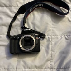 Canon EOS Rebel T6 Digital SLR Camera Kit with EF-S 18-55mm f/3.5-5.6 is II Lens