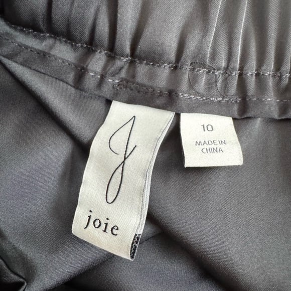 NWOT Joie shorts black satin women’s size 10