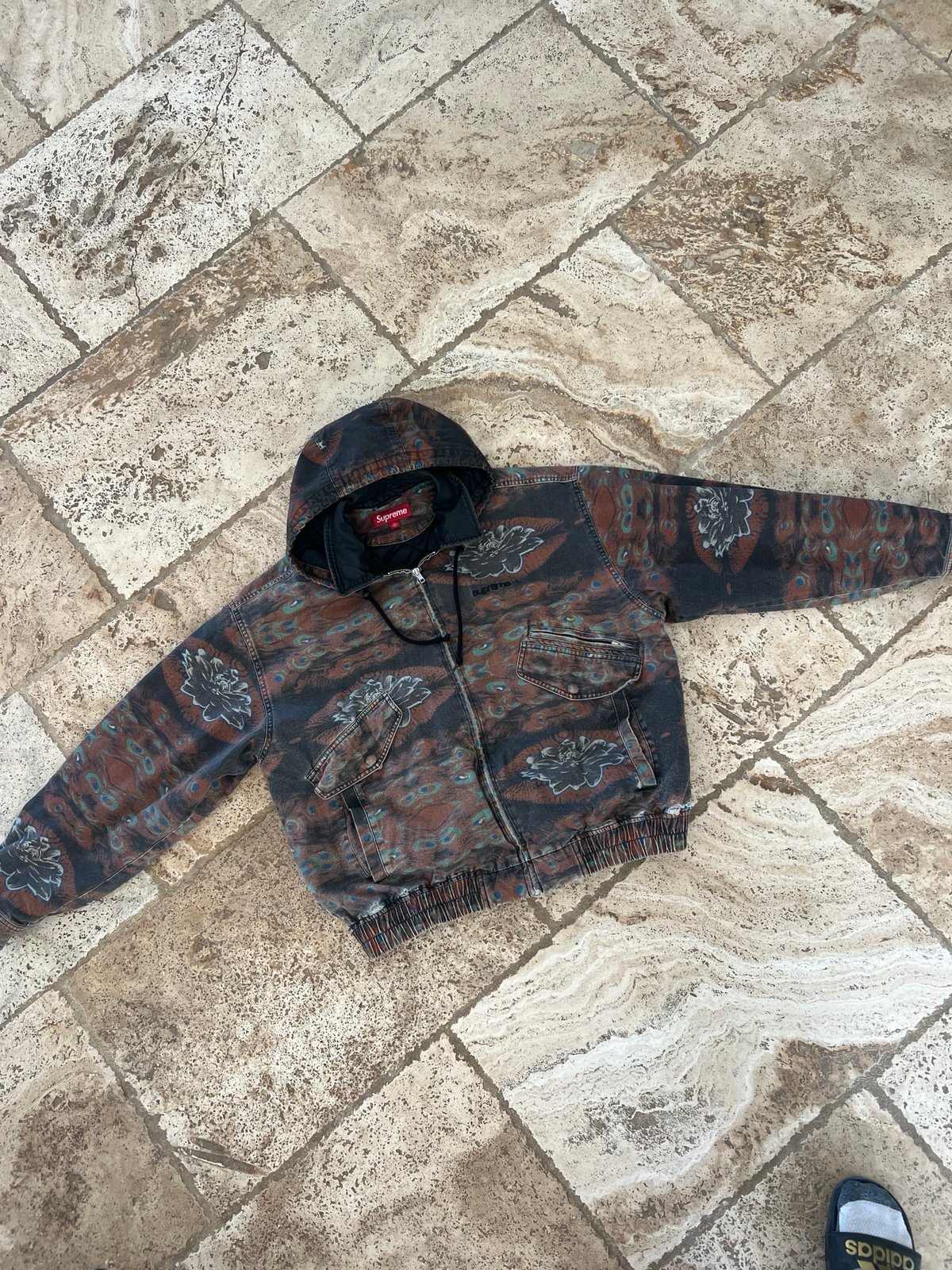 Fw23 supreme leather collar with detachable hoodie utility jacket