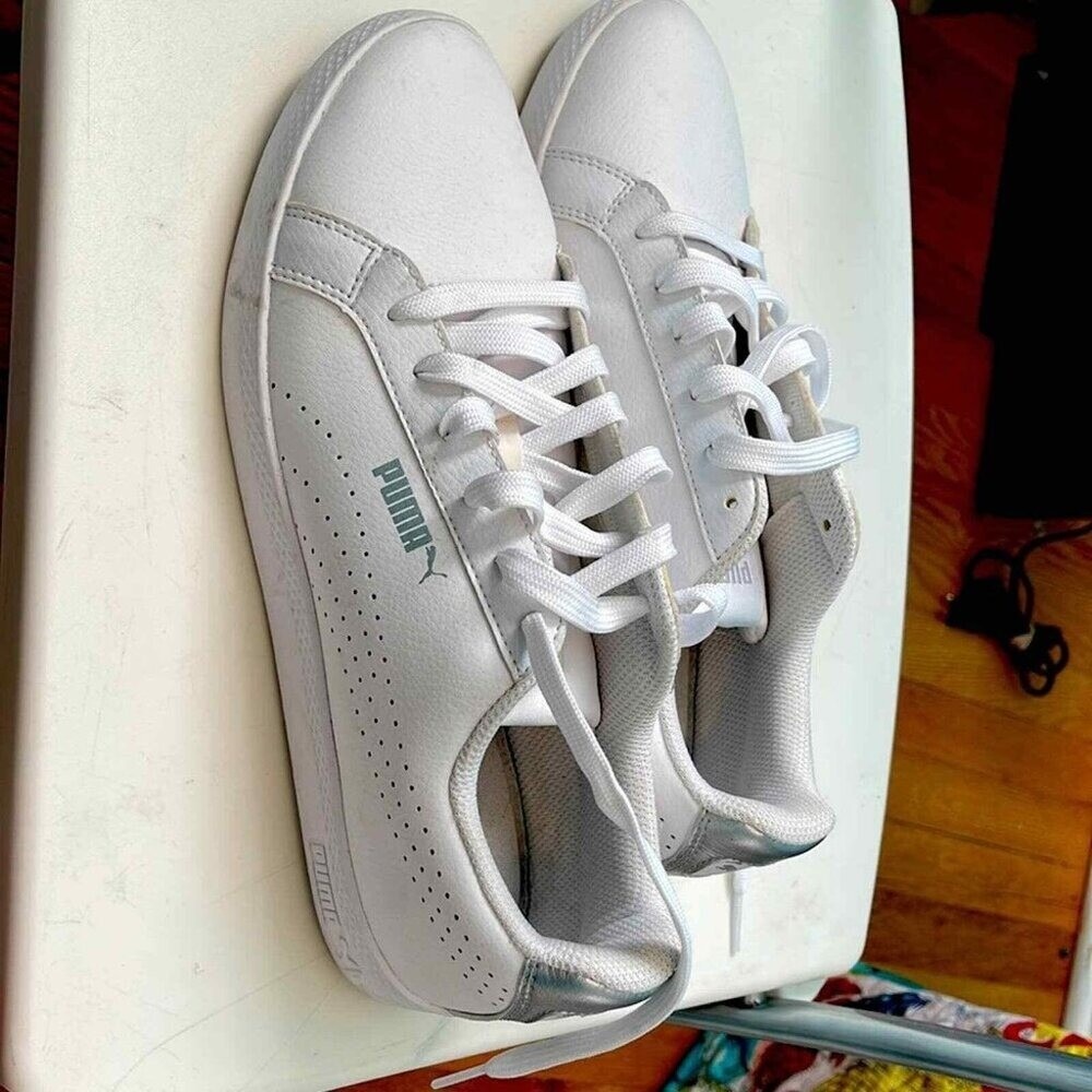 Puma Women Smash 366238 01 White Running Shoes Lace Up Low Top Size 10 US Wn's