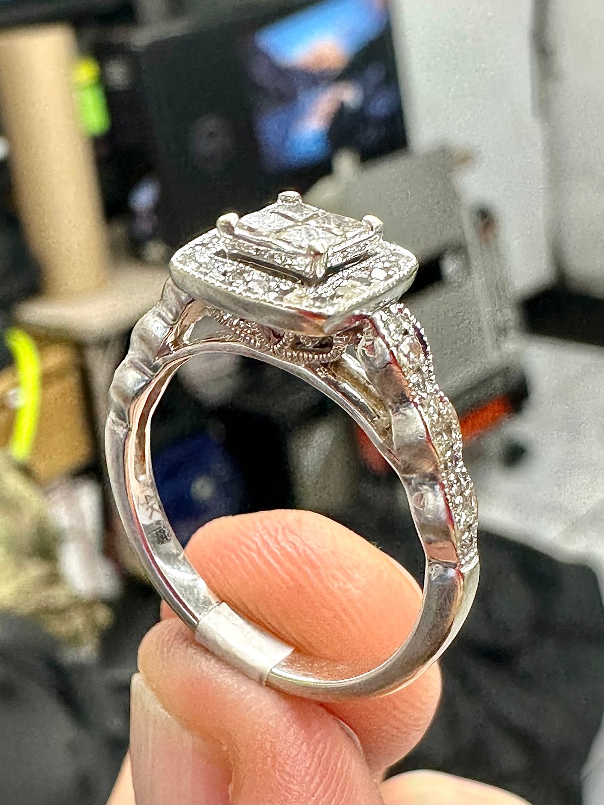 Women’s 14K White Gold Cluster Ring