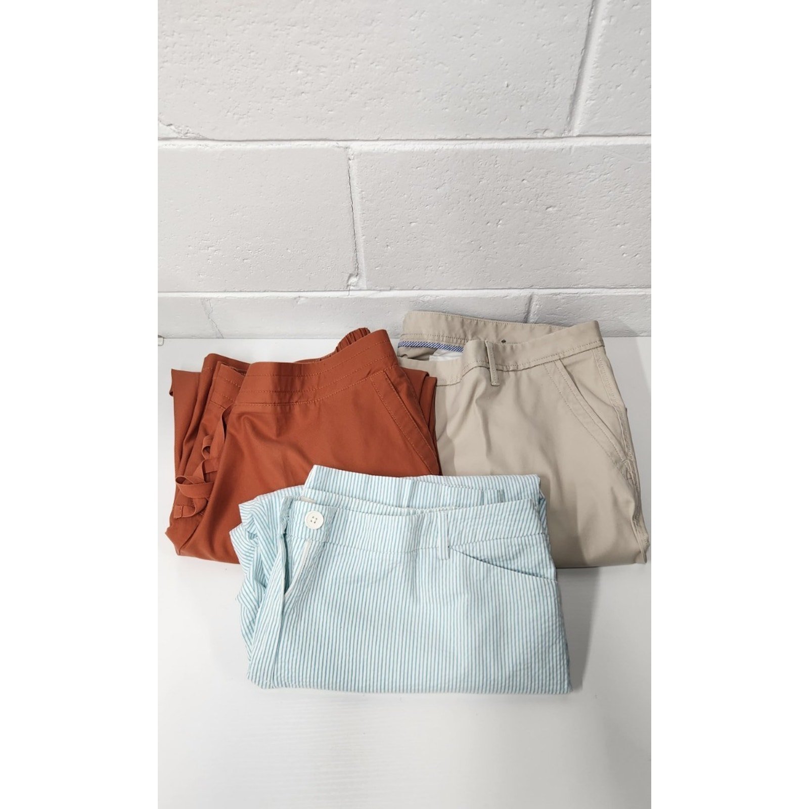Talbots Bundle Of 3 Women's Pants/Capri, Size 20W, In Khaki, Rust, White/Blue
