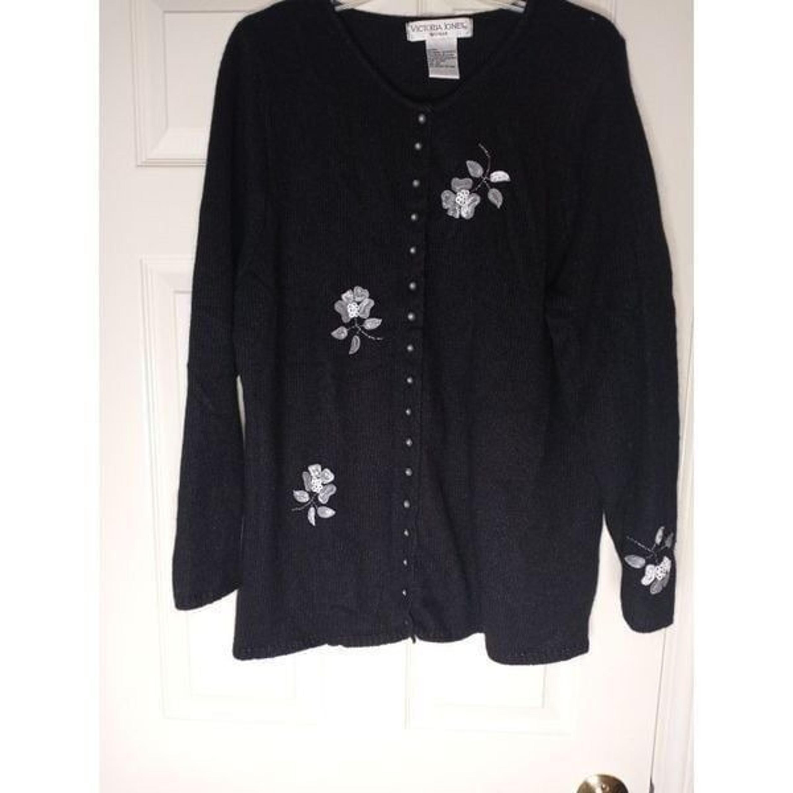 Victoria Jones 2X AngoraBlend Black EmbroideryKnittedButtonsUpLslWomen'sCardigan