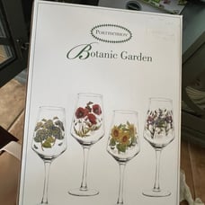 Portmeirion 4pc wine glases set