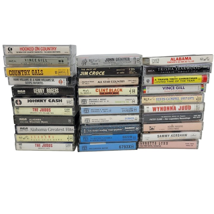 Lot Of 31 Classic 80’s/90’s Country Music Cassette Tapes Cyrus Clint Black Reba