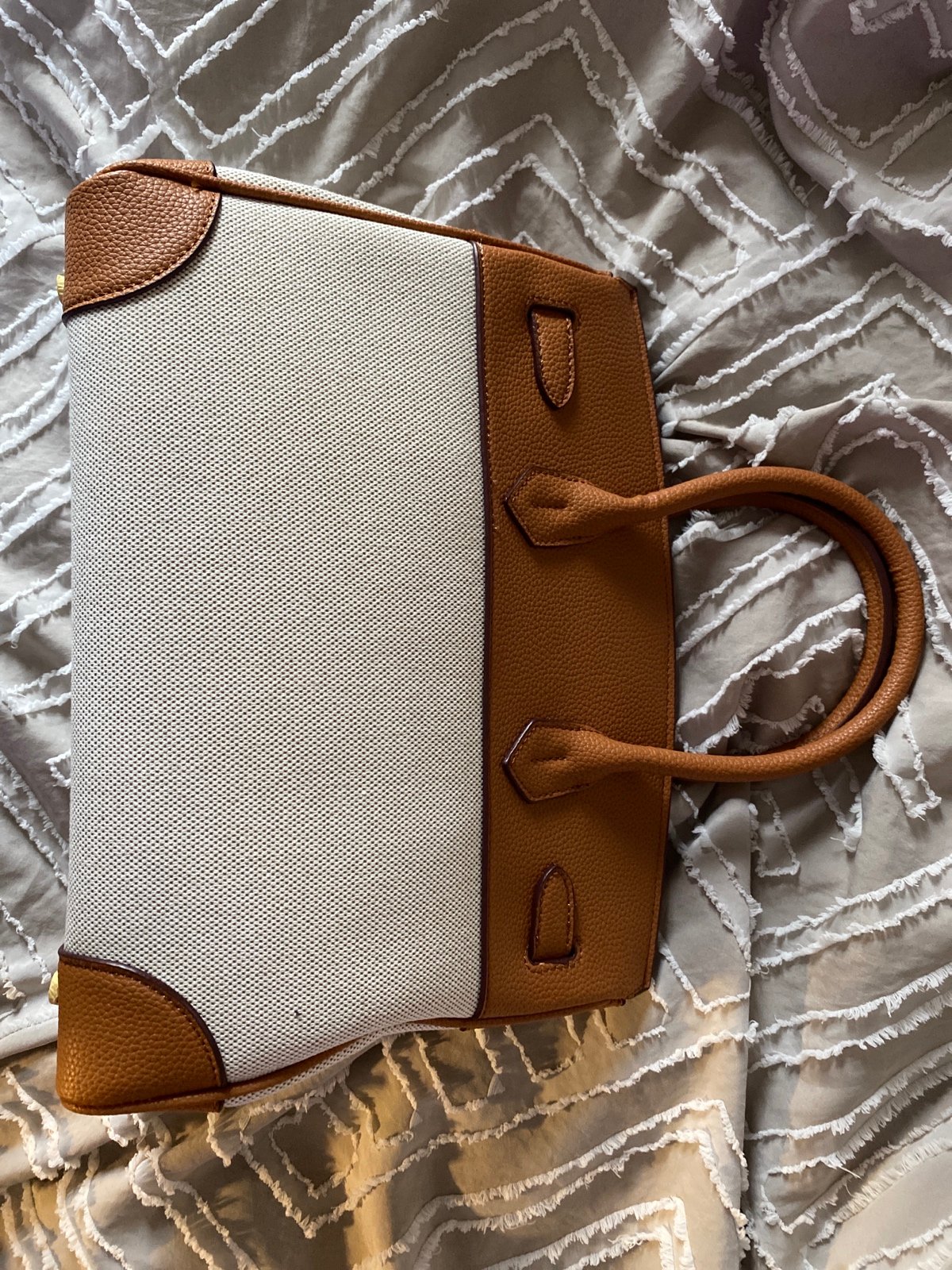 Hand bag Carmel color