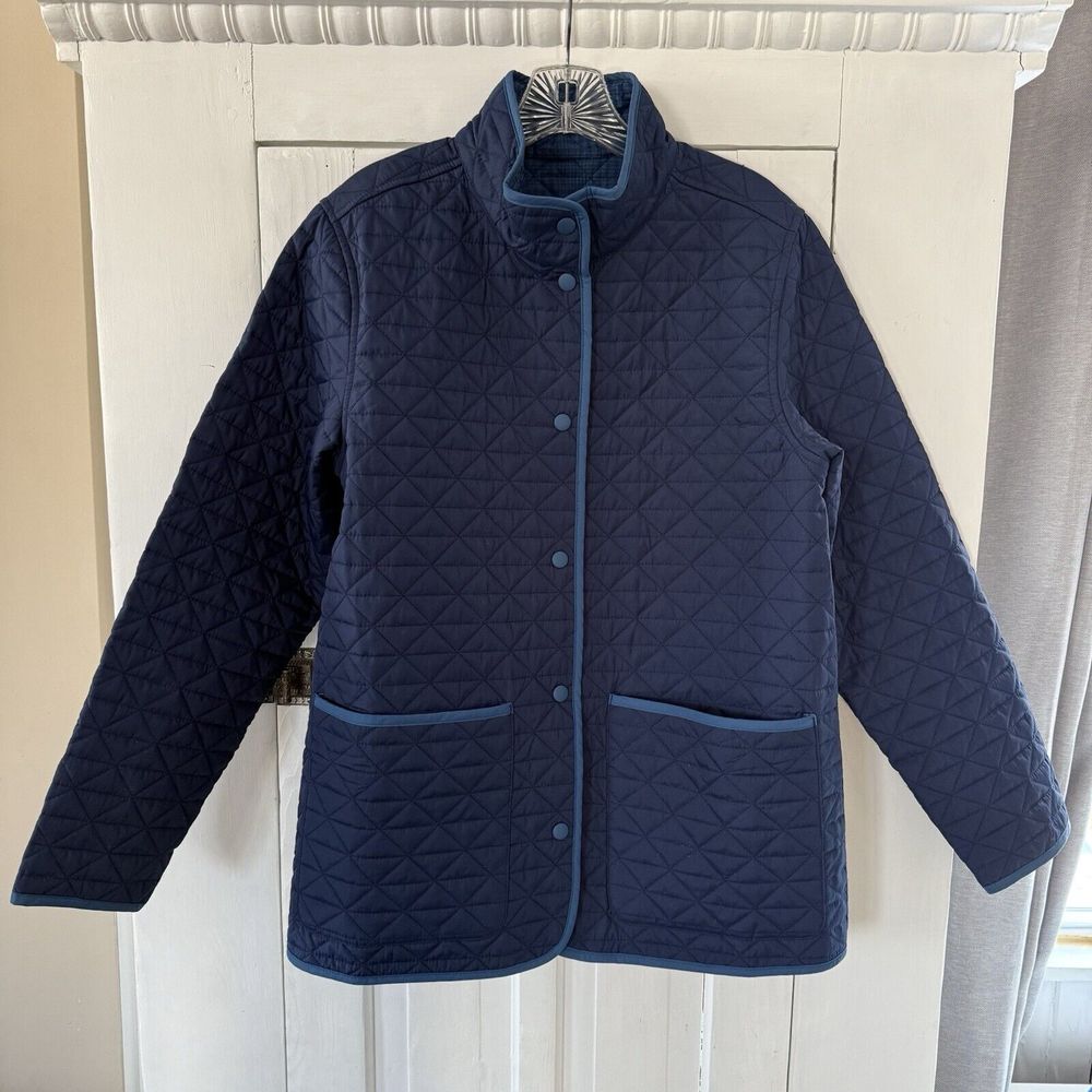 Lands End Women's Size Med Blue Quilted Reversible Barn Jacket Snap Buttons