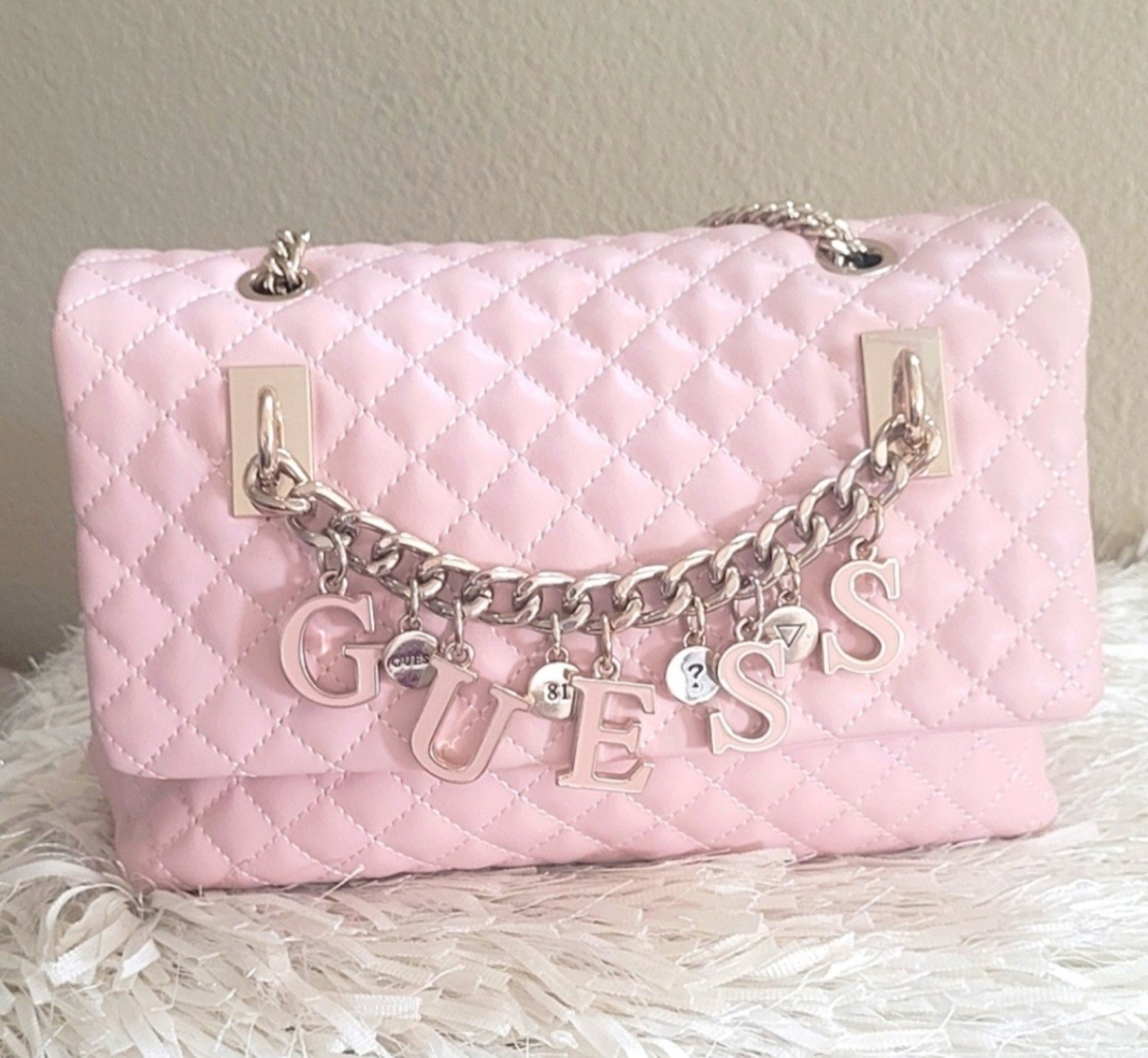 VINTAGE QUILTED GUESS PURSE