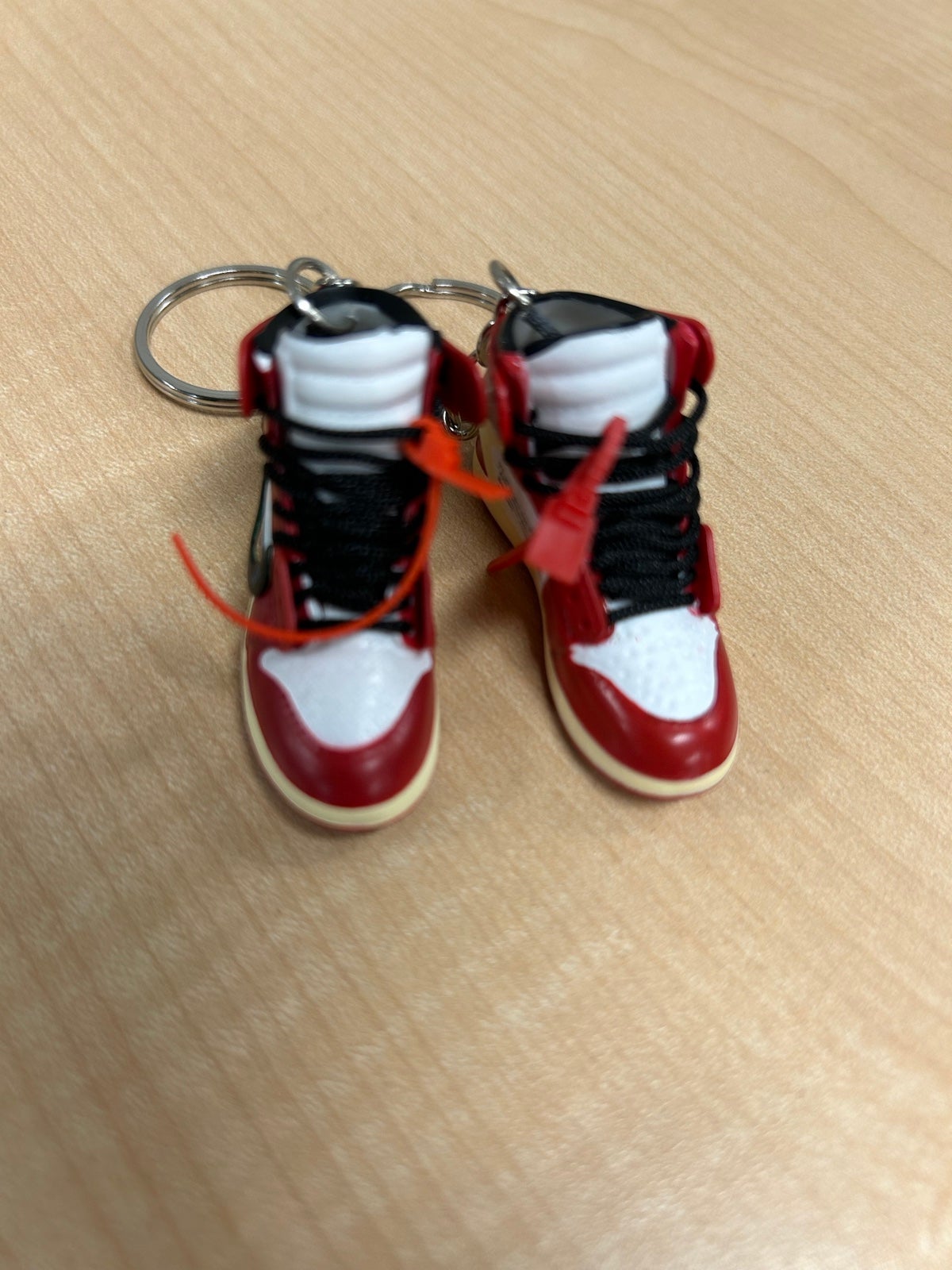 Nike Air Jordan 1 off-white New Keychain