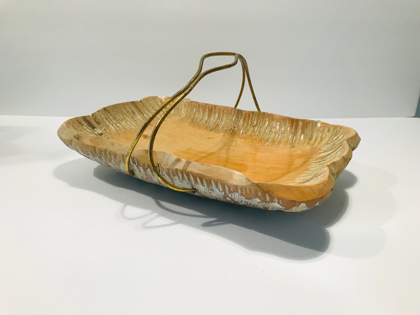 Vintage Macabo Cusano Aldo Turo Carved Wood Serving Dish Milano Italy 1960’s.