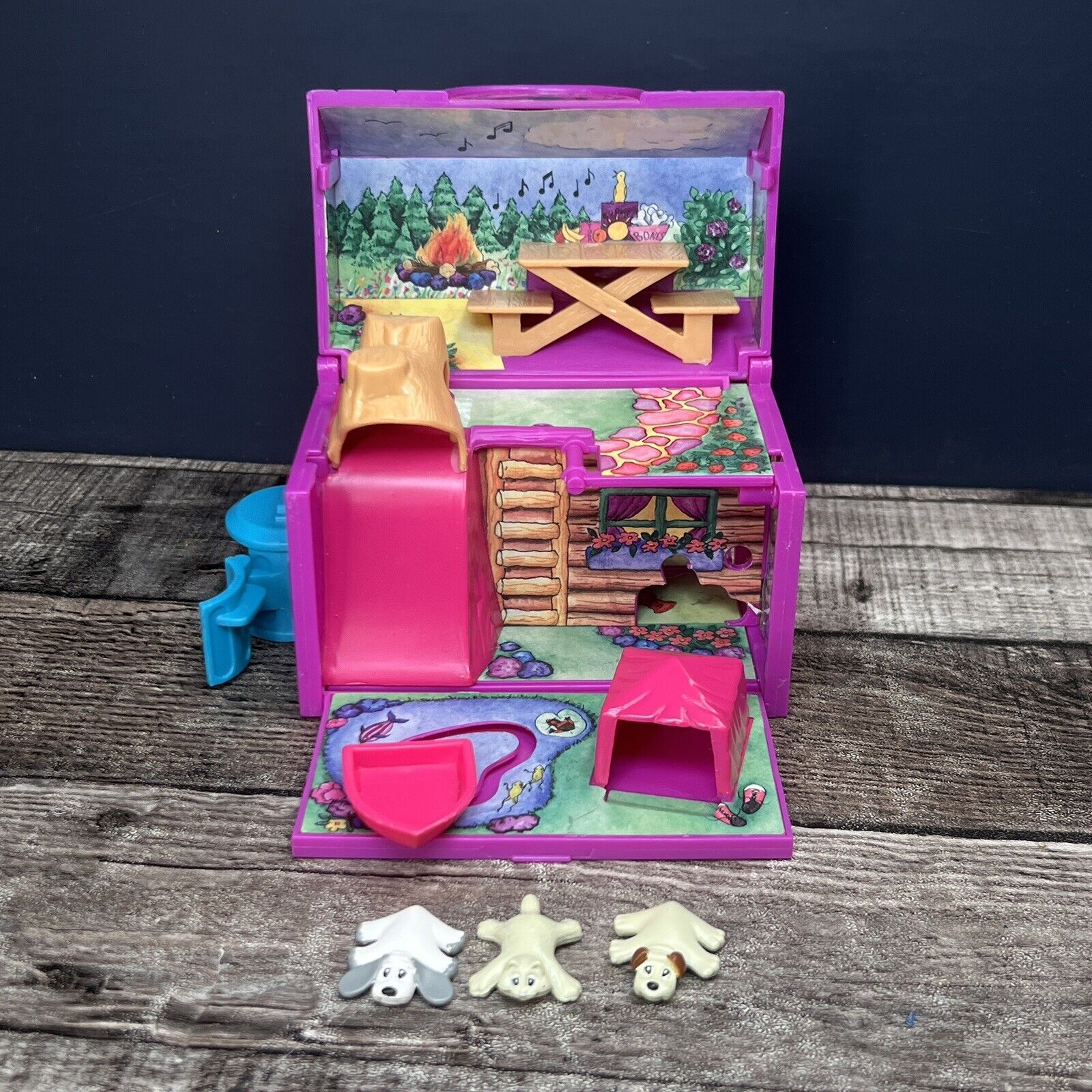 Vintage Pound Puppies Camp Hide and Seek Playset w/ Figures 1995 Galoob Cabin