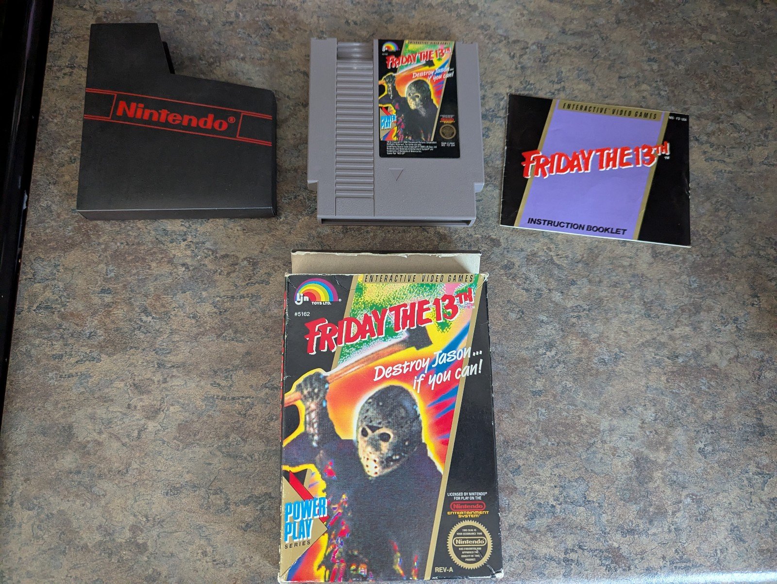 Friday the 13th Original NES Nintendo (1989) Complete With Box, Manual & Sleeve