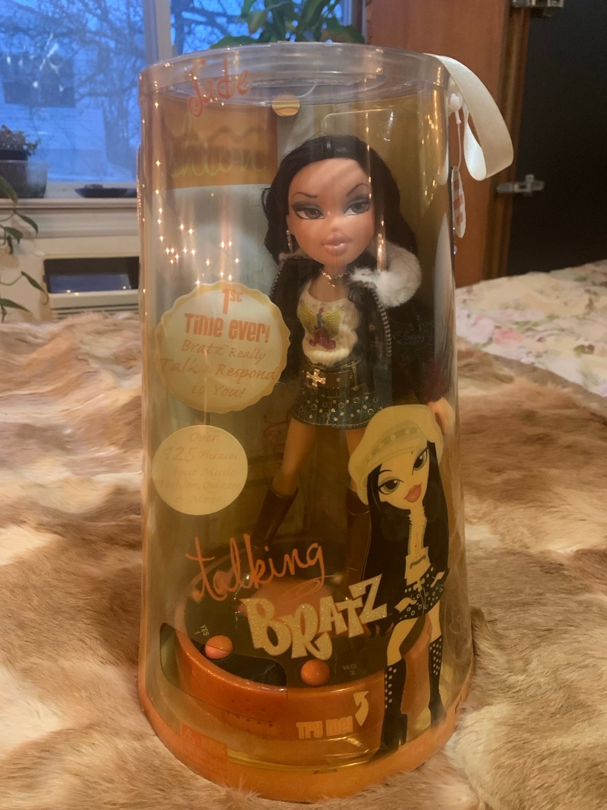 Bratz talking Jade doll with 125 phrases