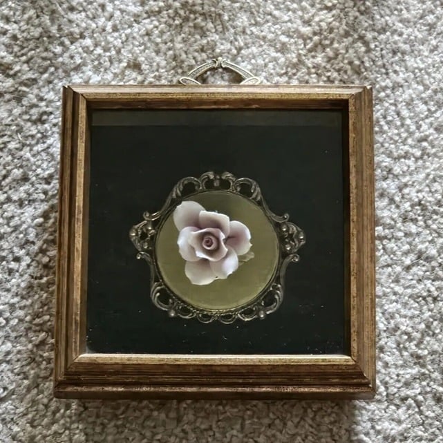 RARE SUNGOTT ART STUDIOS PORCELAIN ROSE FLOWER HAND ENAMELED 3D FRAMED PICTURE