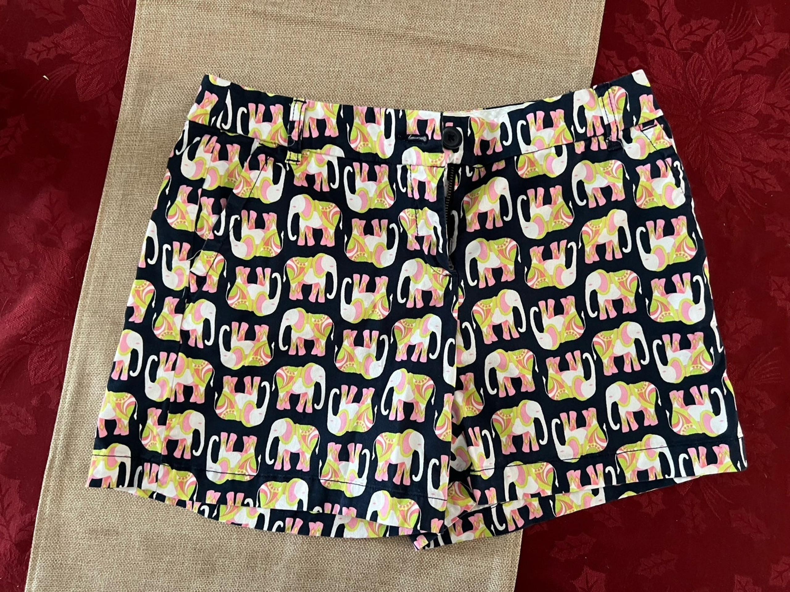 Crown & ivy Shorts - size 6