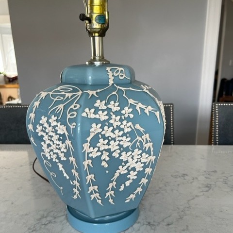 Periwinkle Blue Glass Lamp with Floral Icing Design Look 60's style vintage