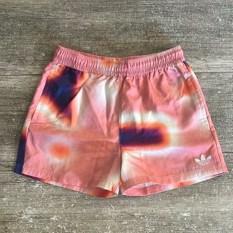 NWT Adidas tie dye print Hoop York City pull on athletic shorts