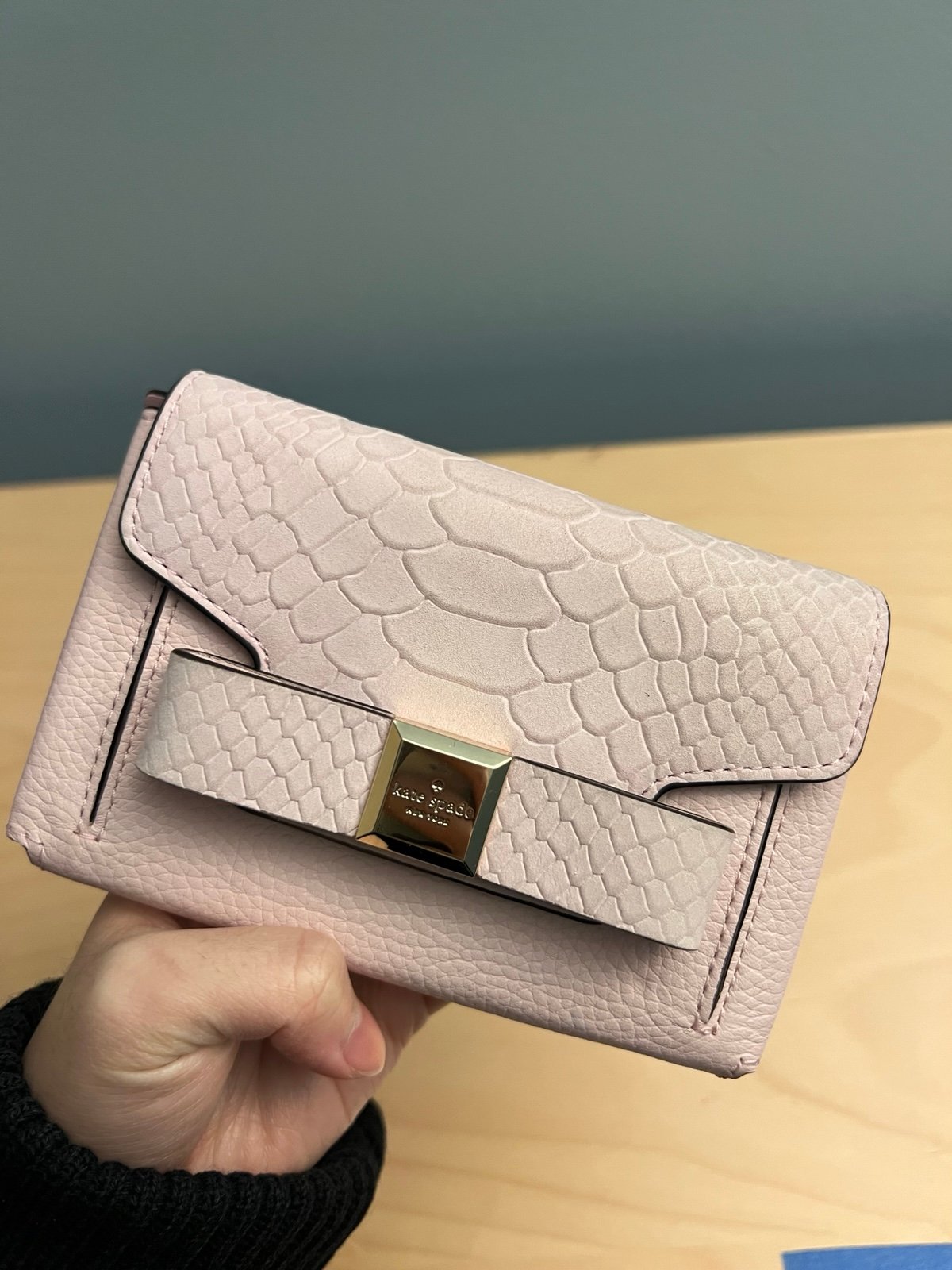 Kate Spade Pink Bow Wallet