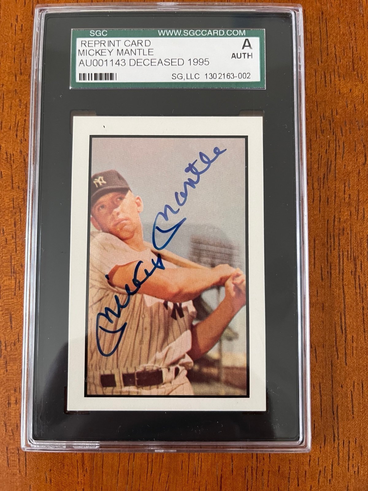 Mickey mantle signed autograph