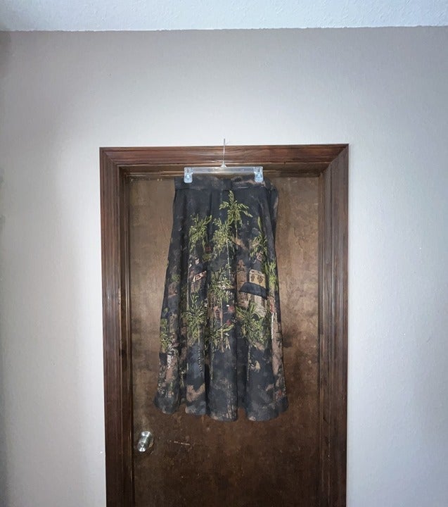 CHICO'S LUCY WRAP SKIRT ***FREE SHIPPING***