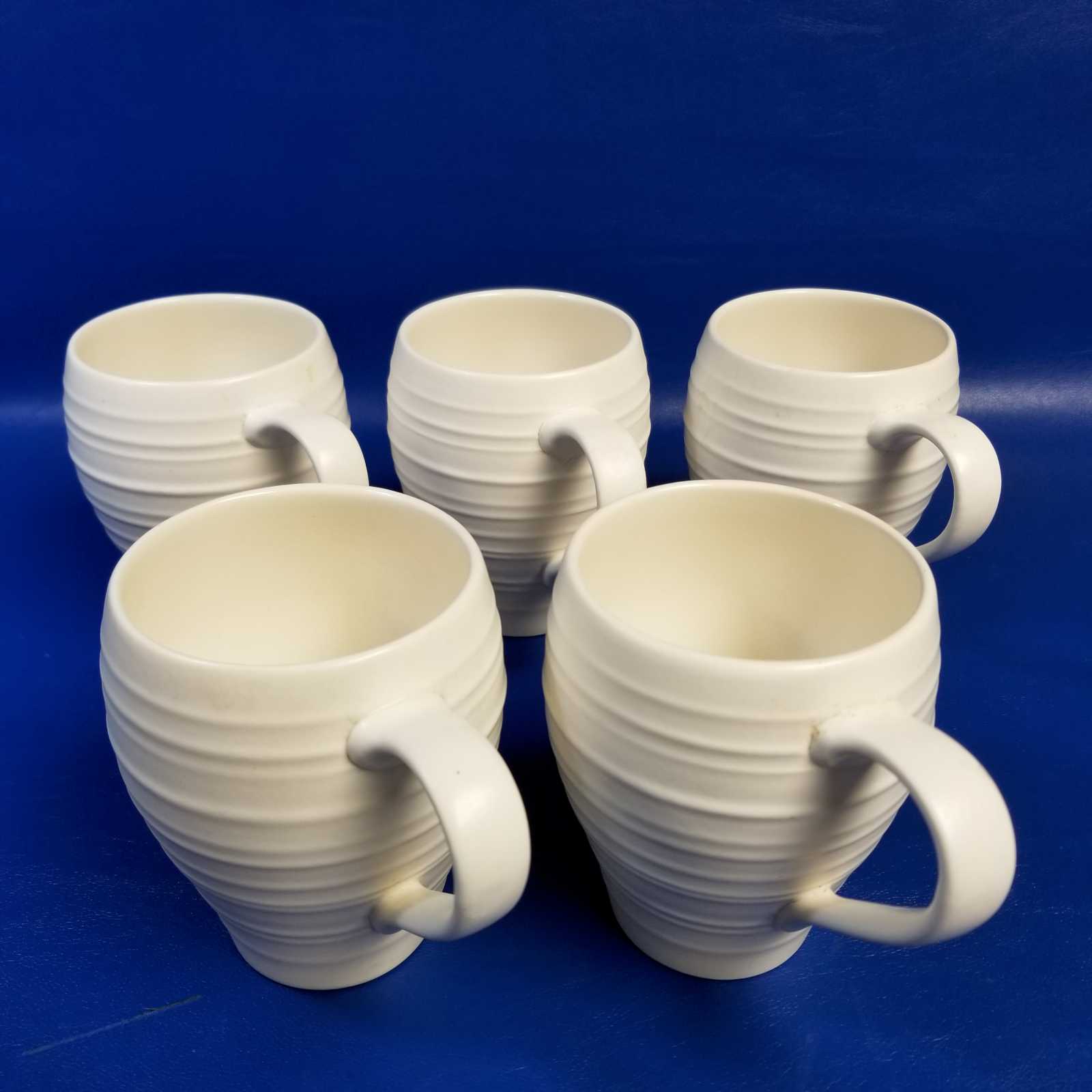 Mikasa Swirl White Coffee Mugs DJ100 Embossed Rings Stoneware Tea Cups Lot of 5