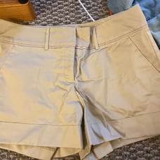 7th Avenue Design Studio New York & Co tab shorts size 8