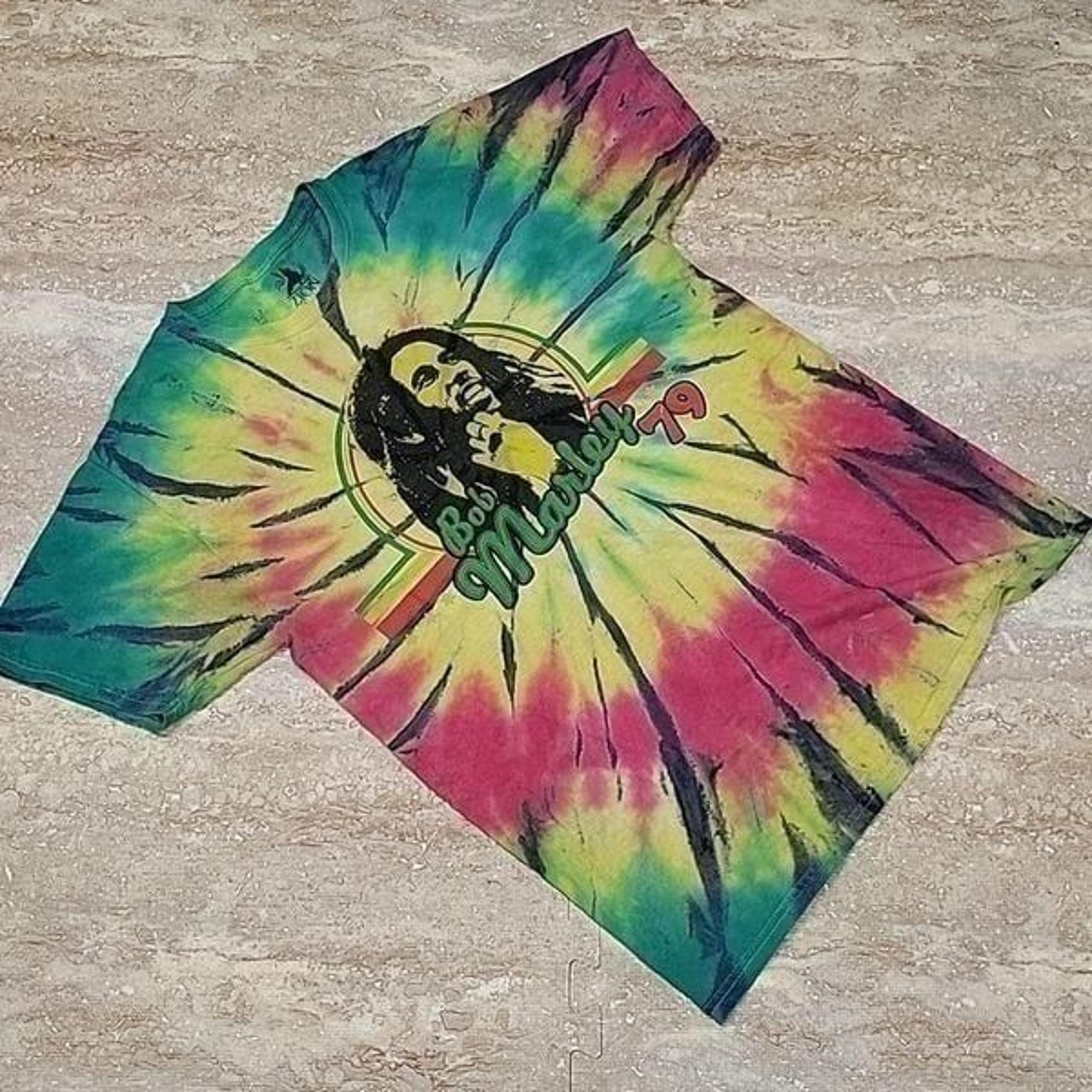ZION ROOTSWEAR BOB MARLEY 79 TEE SIZE MEDIUM
