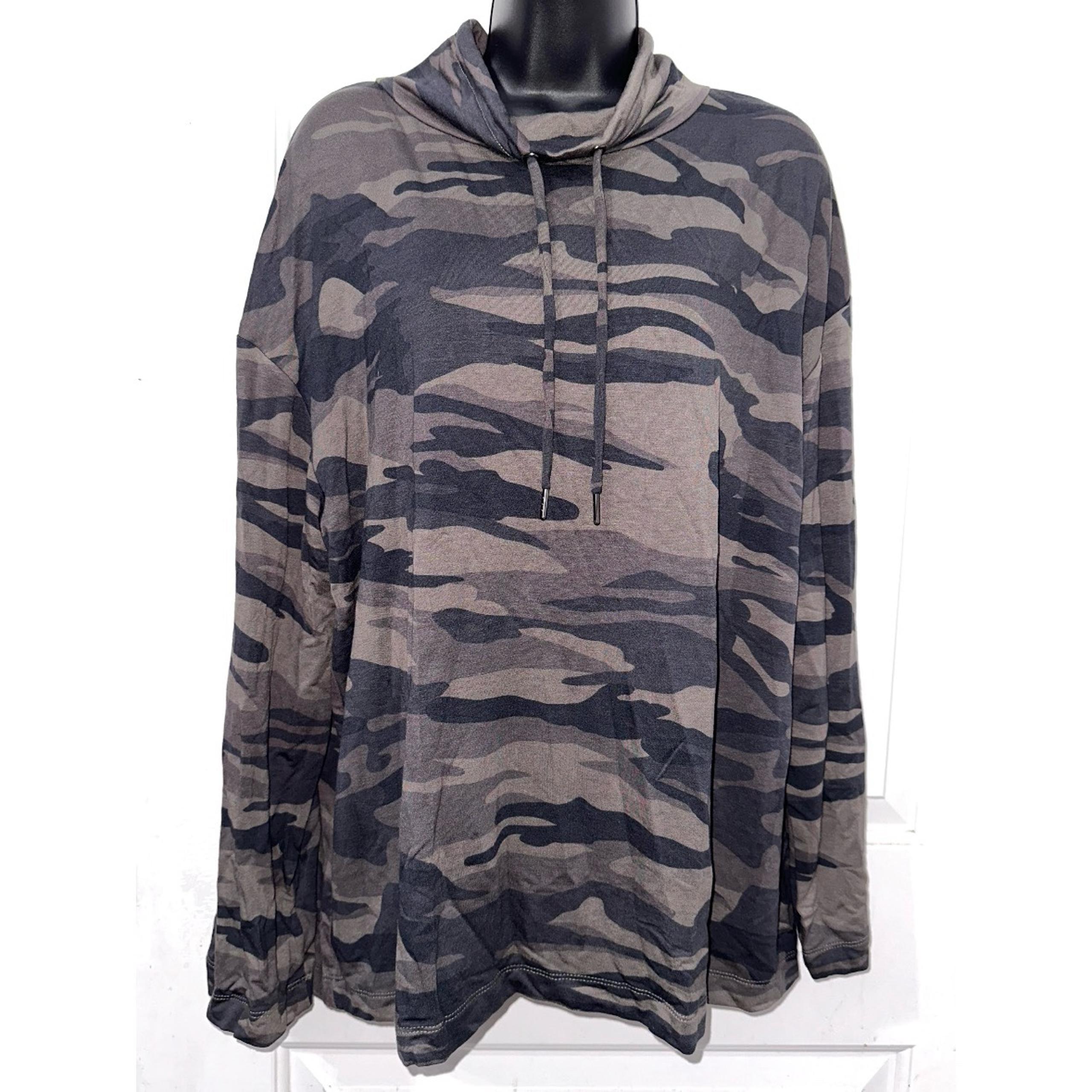 Nicole Miller women’s mock neck pullover camo shirt size XL NWT