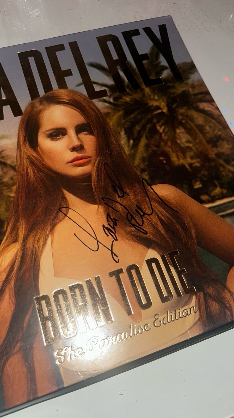 Lana Del Rey *SIGNED* Vinyl Sleeve only - Born to Die The Paradise Edition.