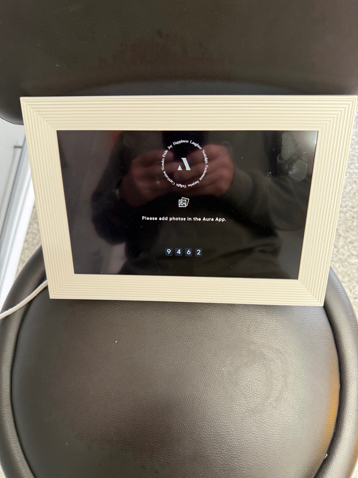 Aura digital frame