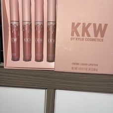 KKW CRÈME LIQUID LIPSTICK