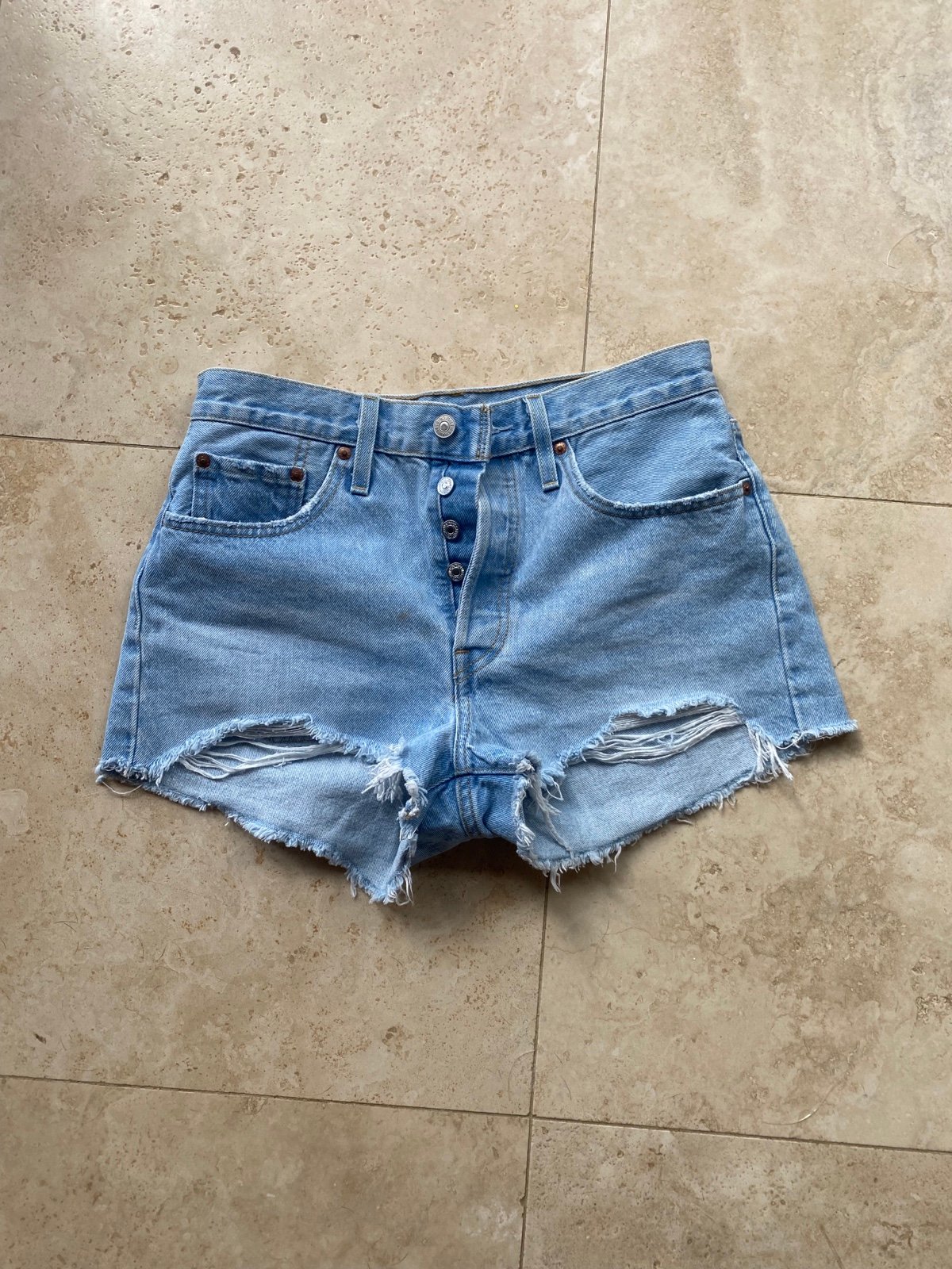 levi 501 shorts