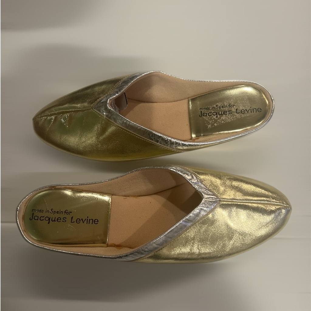 JACQUES LEVINE 4640 Suede Slipper Size 9 EUC