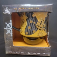 Minnie Mouse Main Attraction Pirates Mug
