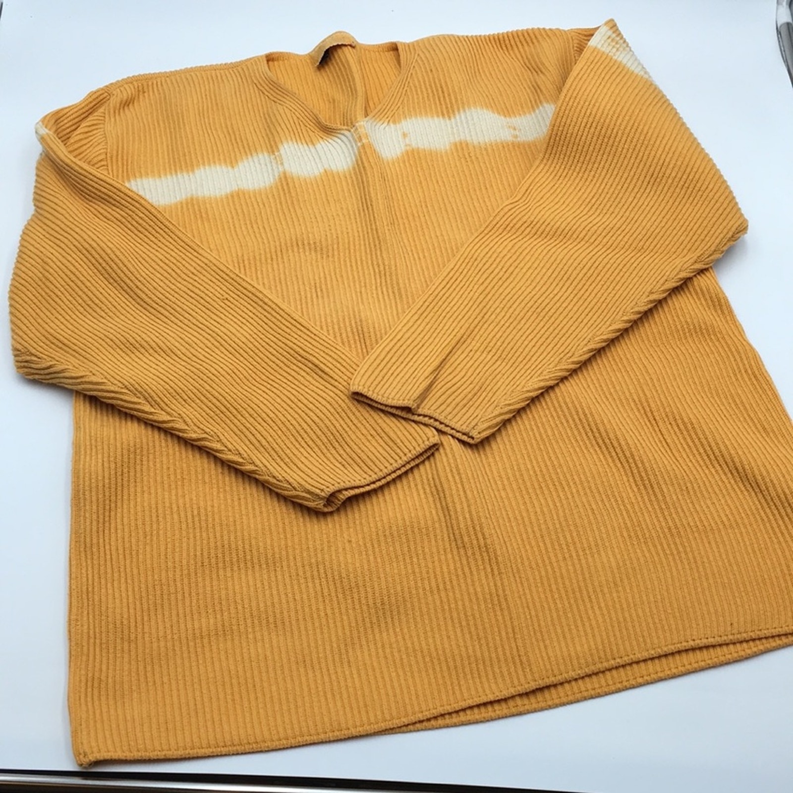 TAOS tye-die yellow unisex sweater EUC size Large