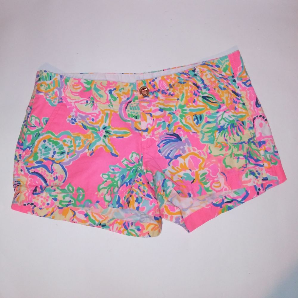 Lilly Pulitzer Shorts Womens Size 4 The Kerrie Short 3" Inseam Pink Multi Vacati