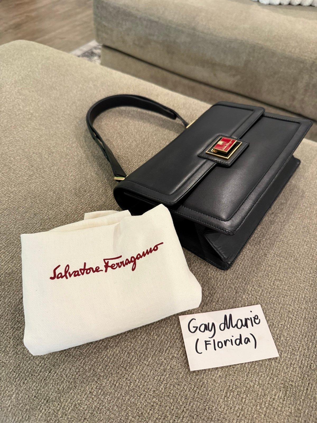 ショルダーバッグ・ポシェット FERRAGAMO SHOULDER BAG (215971769388 LIGCAMLIGCAM) logo-detail shoulder bag | FERRAGAMO Leather shoulder bag