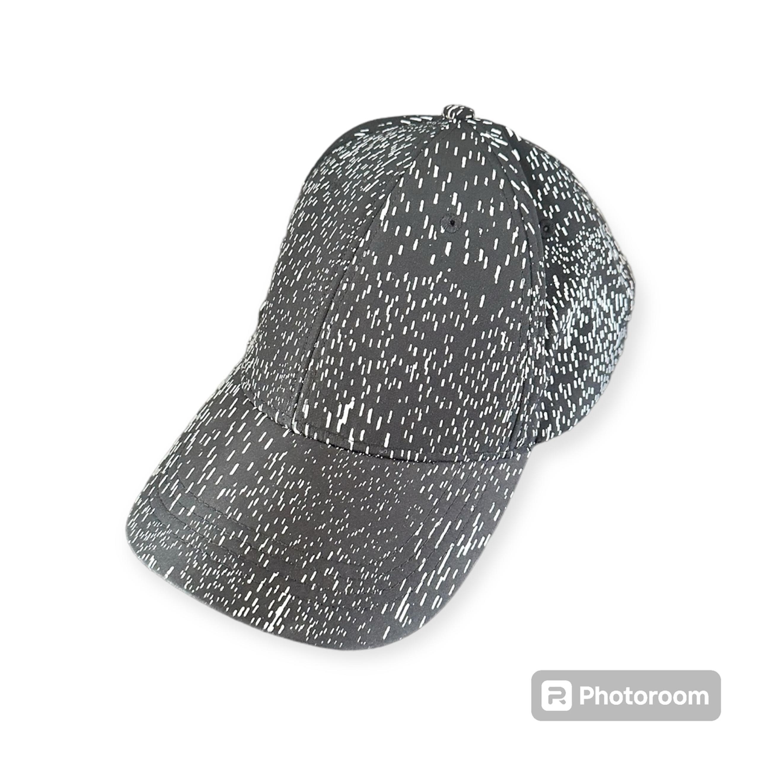 Fabletics woman’s athletic hat