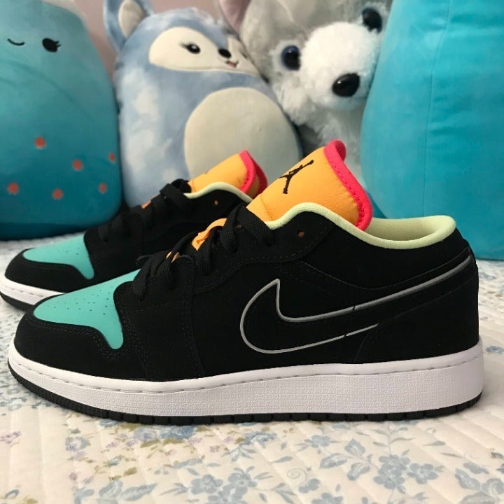 June Special Brand New In Box Air Jordan 1 Low Se Gs Aurora Green New Free Shipping Www Harshtraders Com