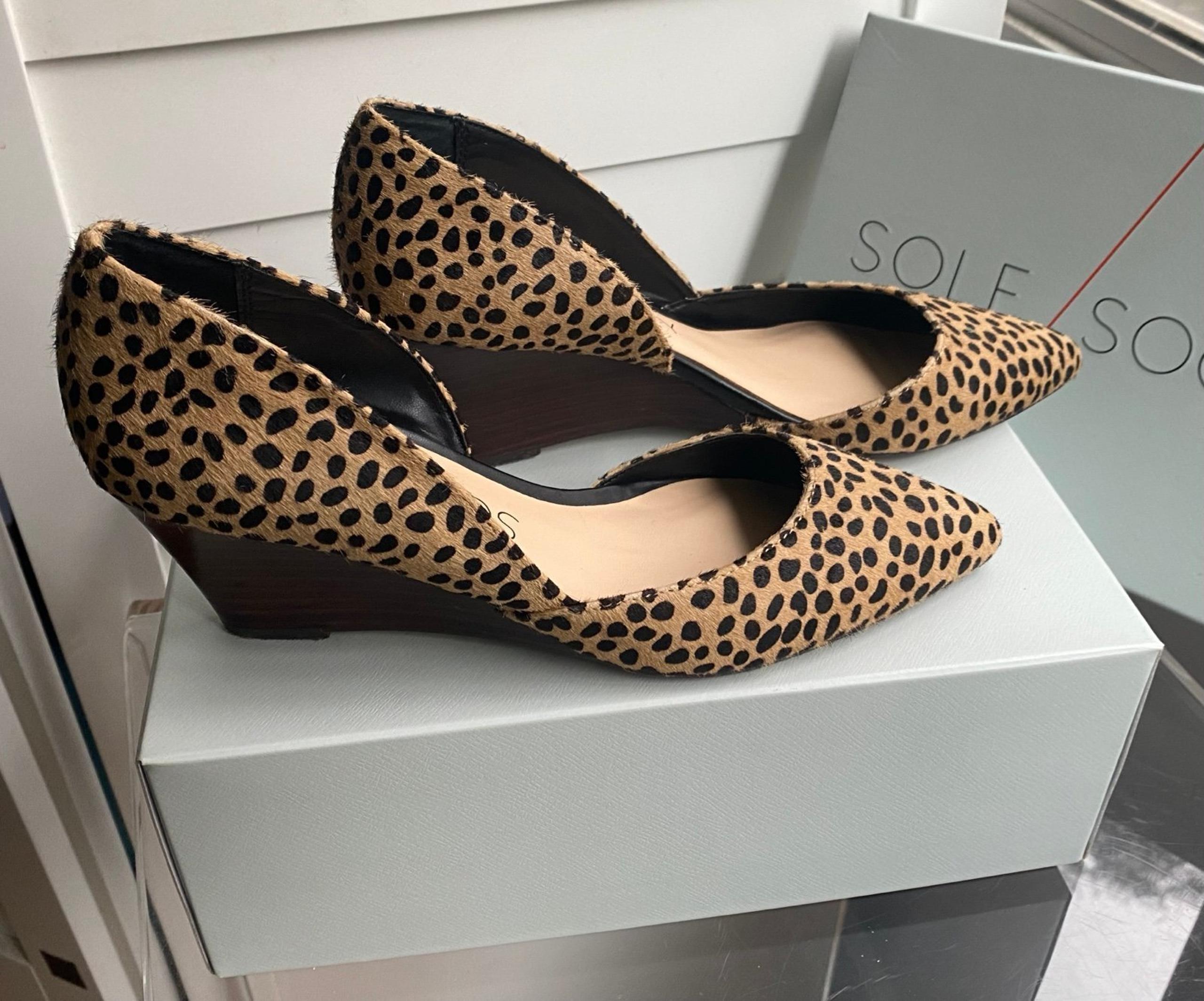 Sole Society Pumps Jullian Pointed Toe Wedge Heel  Cheetah Print haircalf size 7