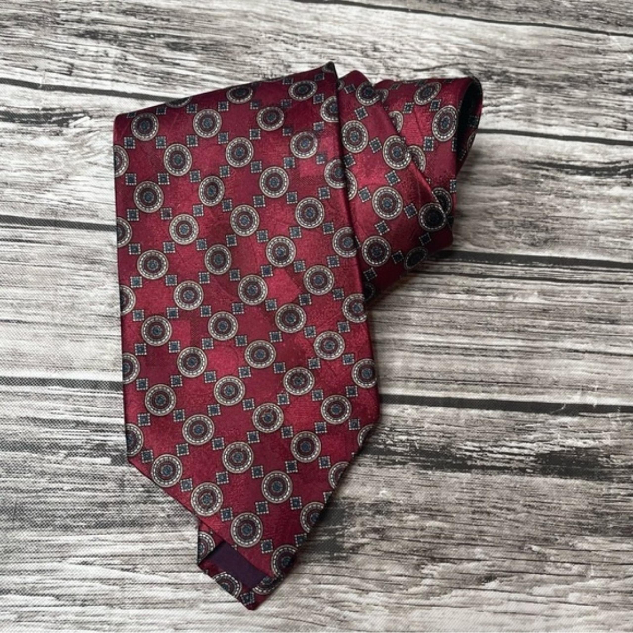 David Taylor Mens Tie Geometric Circle Square Professional Burgundy One Size