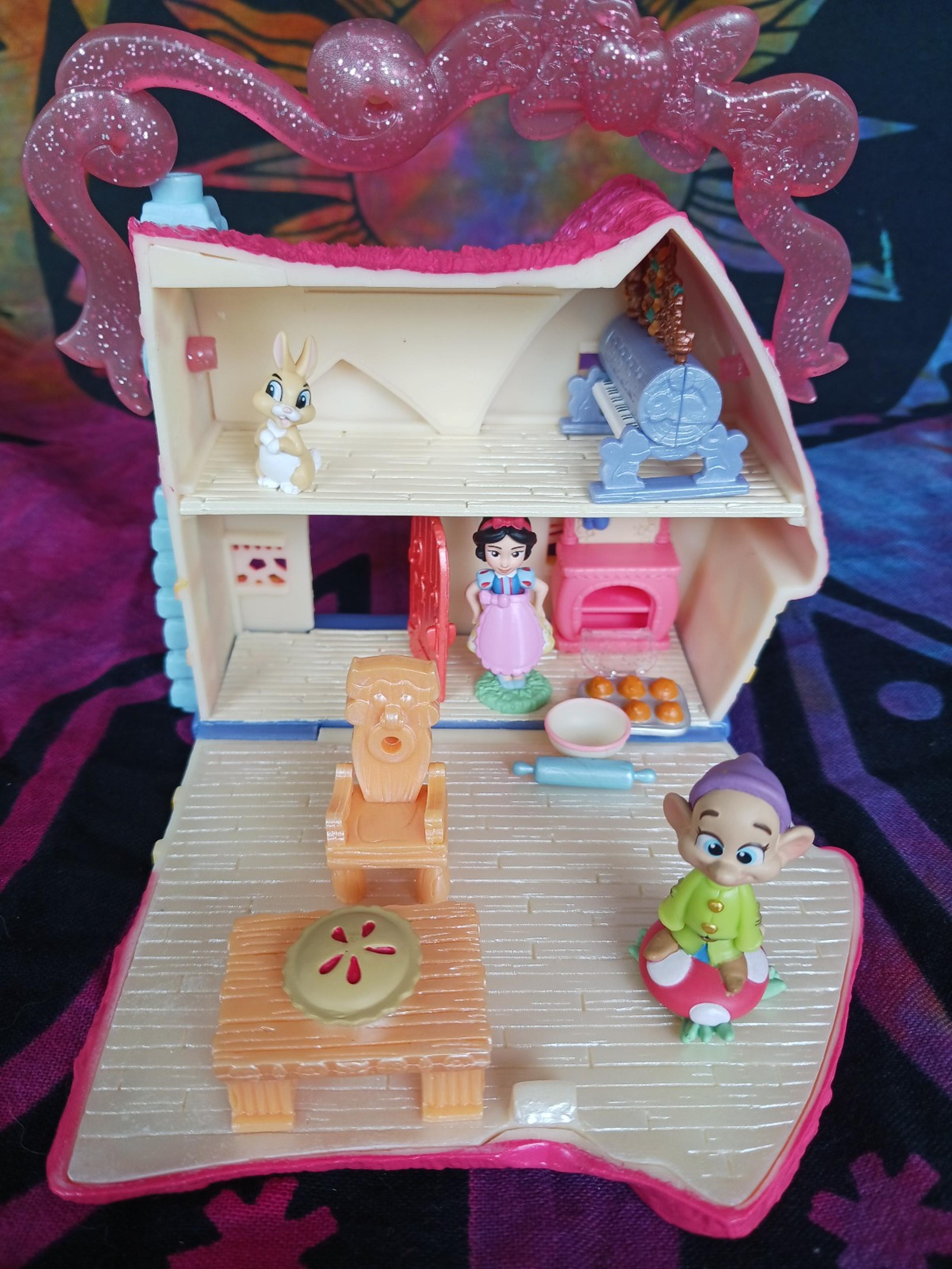 Snow White Cottage Mini Playset Doll House Disney Princess