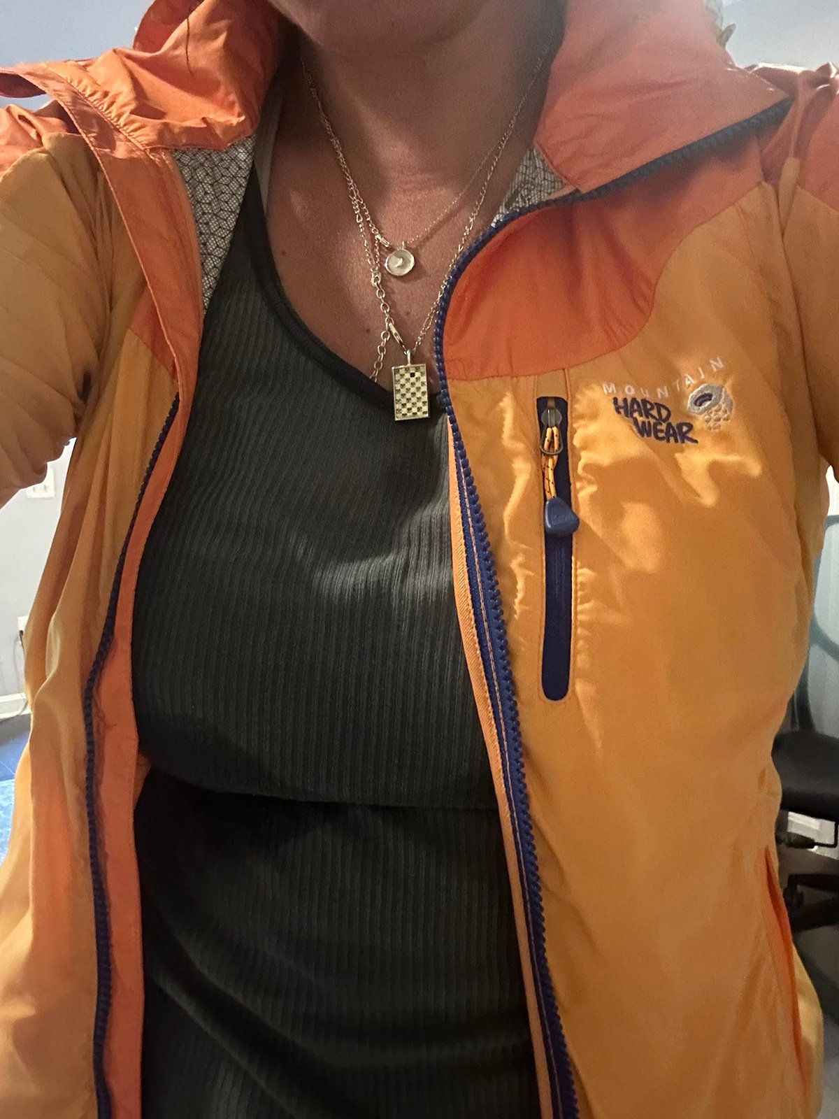 Mountain hardware jacket