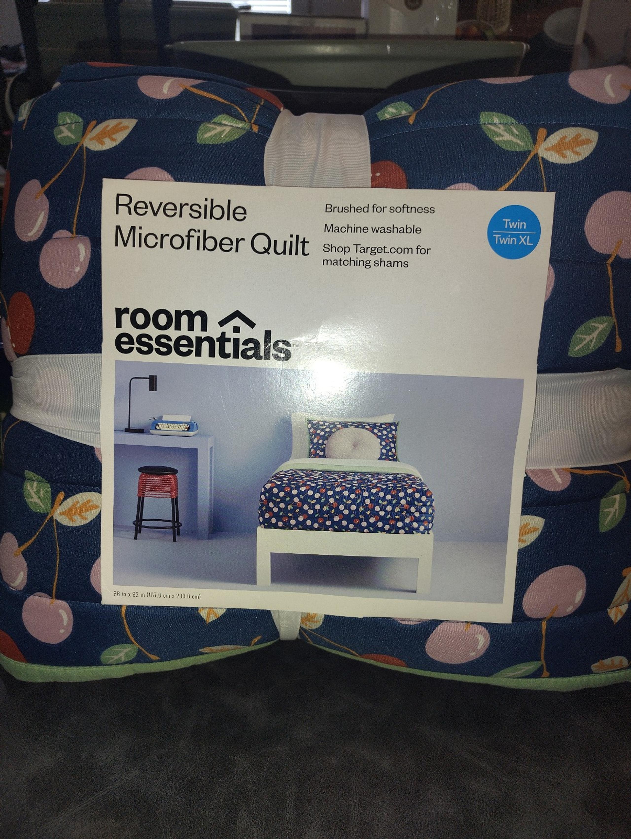 Room Essentials Reversible Microfiber Quilt