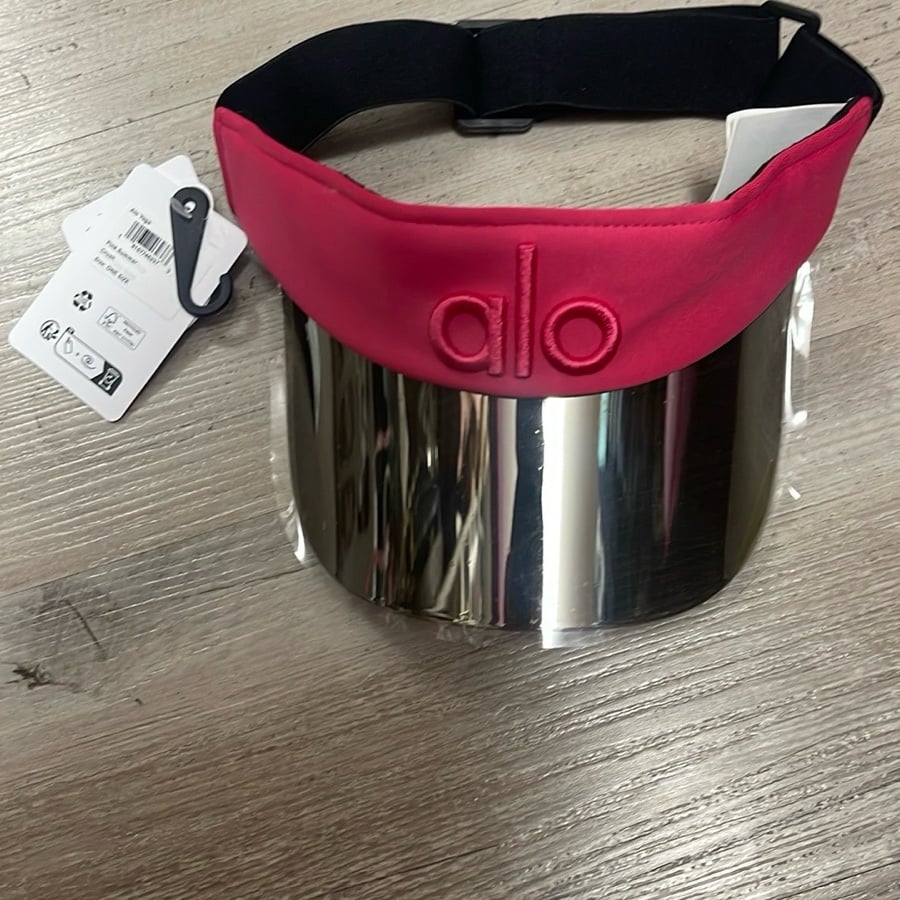 NWT Alo Yoga Pink Summer Crush Visor