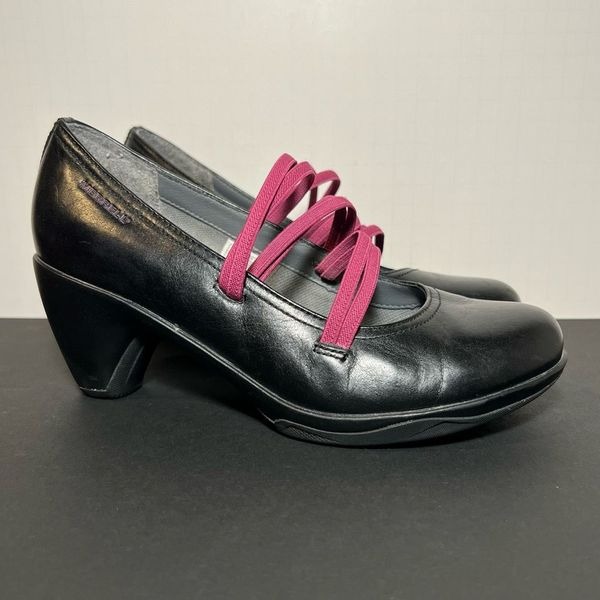 Womens MERRELL Cycling Evera Cross Strap Black Leather Heels / Size 7