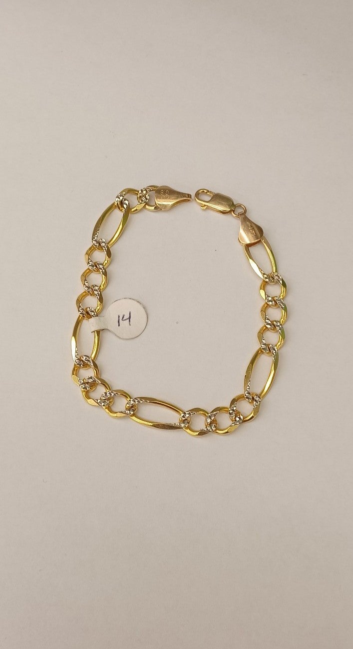 14kt solid gold figaro daimond cut braclet size 8.2 inches