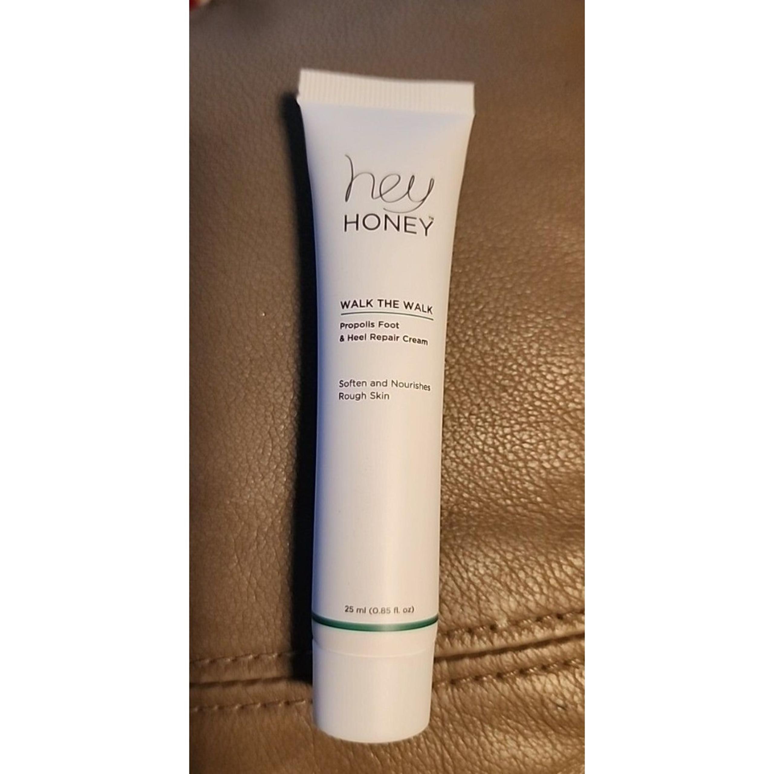 Hey Honey Walk the Walk Propolis Foot & Heel Repair Cream. Travel Size - 0.85 oz