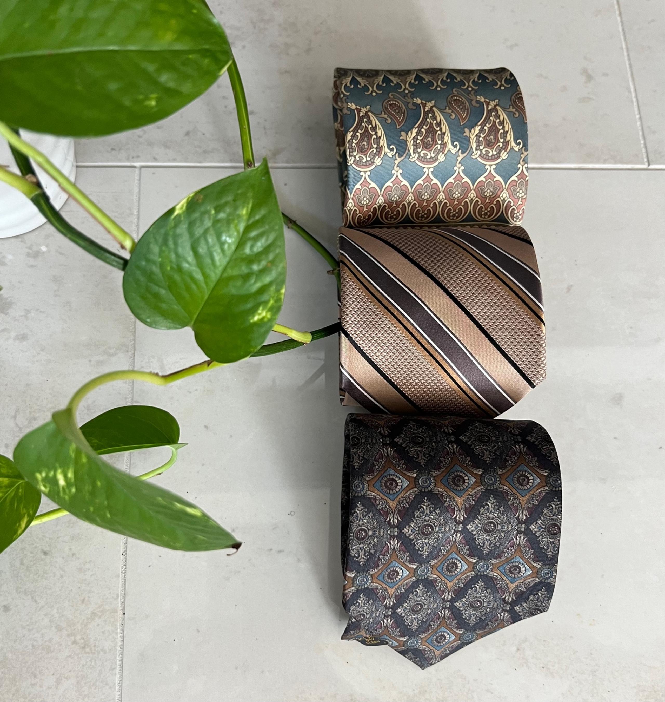 Men’s ties: Bill Blast & Siena
